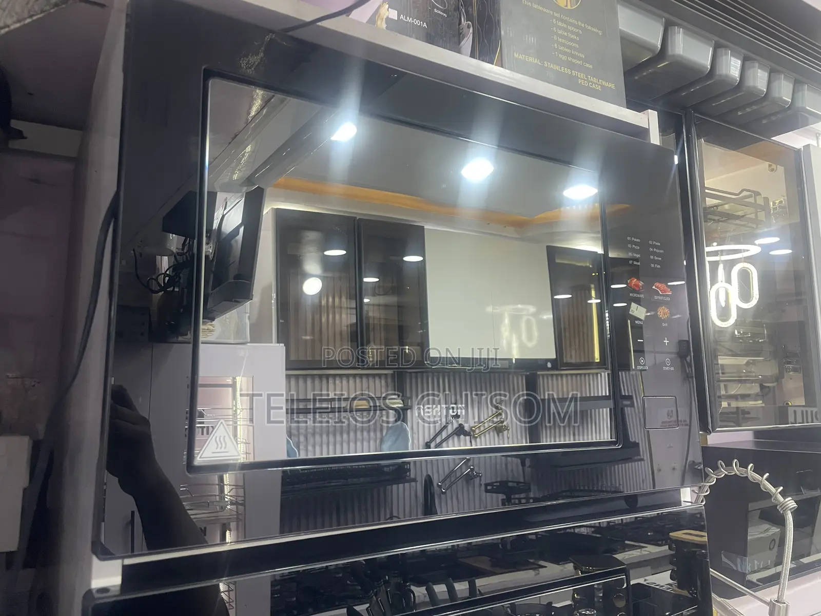 Ashton Inbuilt Microwave