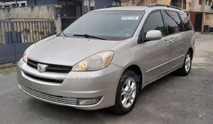 Toyota Sienna XLE 2005 Silver
