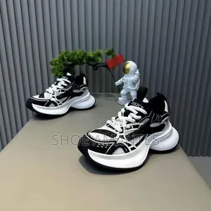 Cubix Urban Edge Sneakers: Redefine Your Style