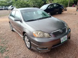 Toyota Corolla 2005 Gray