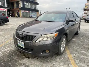 Toyota Camry XLE V6 4dr Sedan (3.5L 6cyl 6AM) 2007 Gray