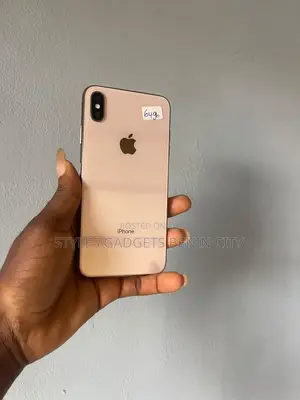 Apple iPhone XS Max 64 GB Gold