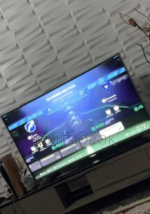 55-Inch Hisense Curved Uhd HDR Smart Tv – Neatly Used