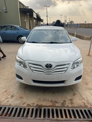Toyota Camry 2010 White