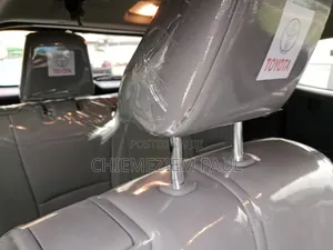 Toyota Highlander XLE 2022 Blue
