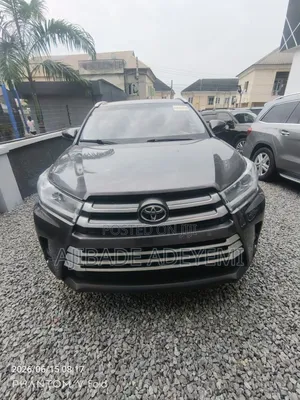 Toyota Highlander XLE V6 4x2 (3.5L 6cyl 6A) 2016 Gray