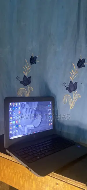 Laptop HP Stream 11 Pro G4 EE 4GB Intel Celeron SSD 60GB