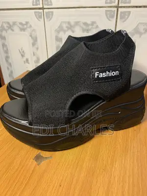 Women’S Black Sandals Heel