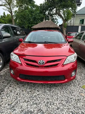 Toyota Corolla 2013 Red