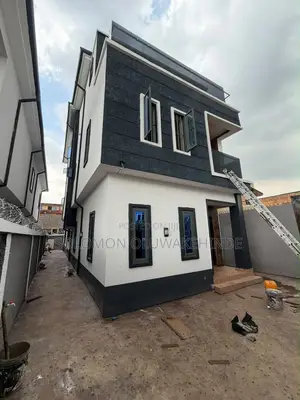 4bdrm Duplex in Gowon Estate, Egbeda for rent