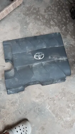 Top Engine Cover Sienna