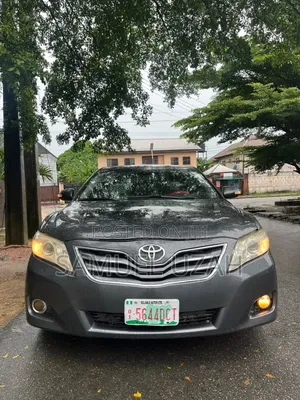 Toyota Camry 2009 Green