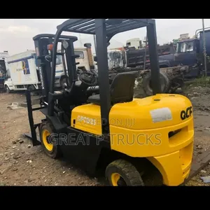 2.5, Tons Forklift, Used