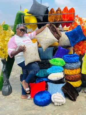 Decorative Throw Pillows