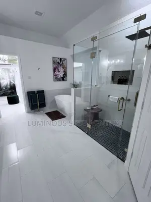 A High-Quality Shower Enclosure Should Seamlessly Balance Beautiful