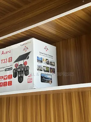 T33 Intelligent Solar PTZ 3 Lens Camera