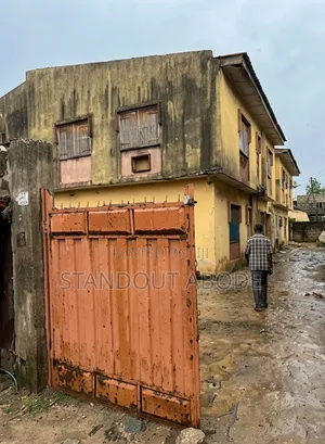 3bdrm Block of Flats in Good Location, Unity Estate for sale