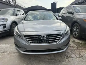 Hyundai Sonata Limited 4dr Sedan (2.4L 4cyl 6A) 2015 Gray