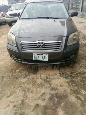 Toyota Avensis 2004 Gray
