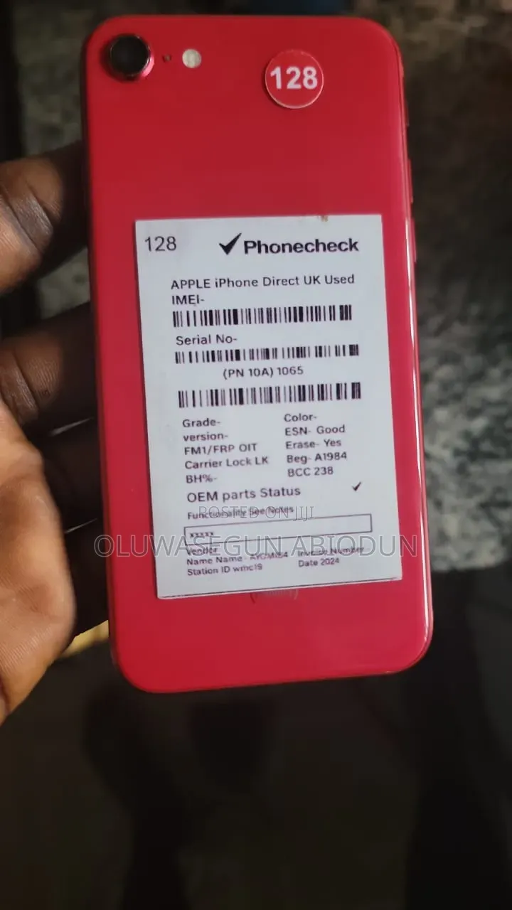 Apple iPhone SE (2022) 128 GB Red