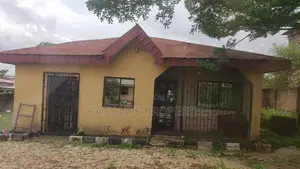 3bdrm Bungalow in Soka for sale