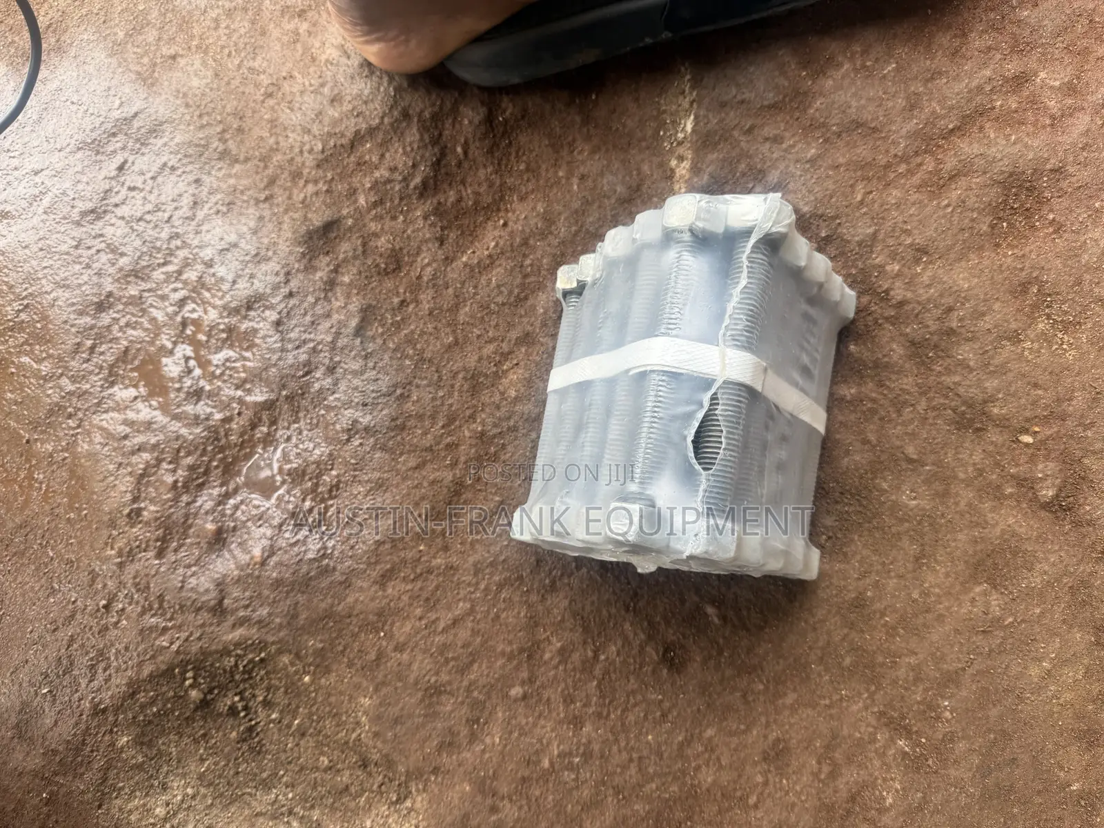 7/8 X150mm Stud Bolt and Nuts