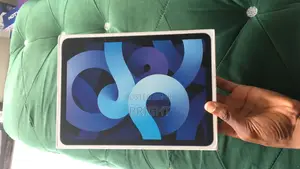 Apple iPad Air 64 GB Blue