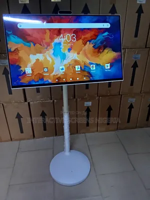 32 Inches Rotating Touchscreen