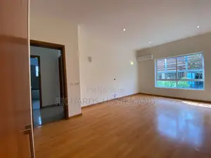 3bdrm Apartment in Banana Island for rent