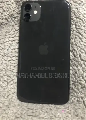 Apple iPhone 11 64 GB Black