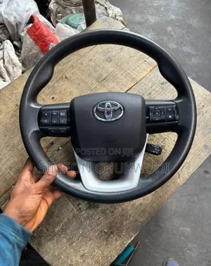 Complete Steering Wheel for Toyota Hilux 018 Is Available