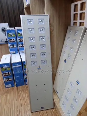 Original 100w Wakatek Solar Street Light / NDDC Approved