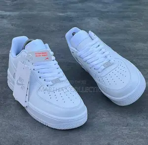 White Nike Air Force 1 Sneaker