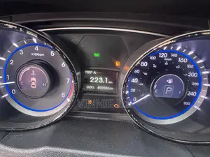 Hyundai Sonata Limited Sedan FWD (2.4L 4cyl 6A) 2013 Gray