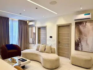 A Brand New Luxury 2 Bedroom Apartment