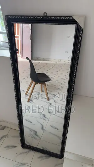 Single Mirror