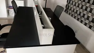 4 Man Workstation With Electric