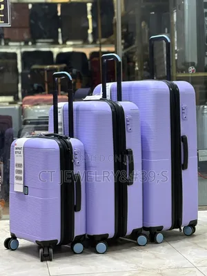 New Impakt Hard Shell Luggage Set Tsa Lock 4 Spinner Wheels