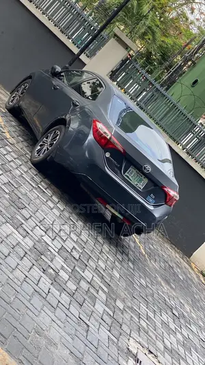 Toyota Corolla 2015 Gray