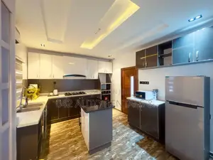 Luxury 3-Bedroom Shortlet Apartment