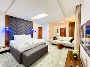 Luxury 3-Bedroom Shortlet Apartment