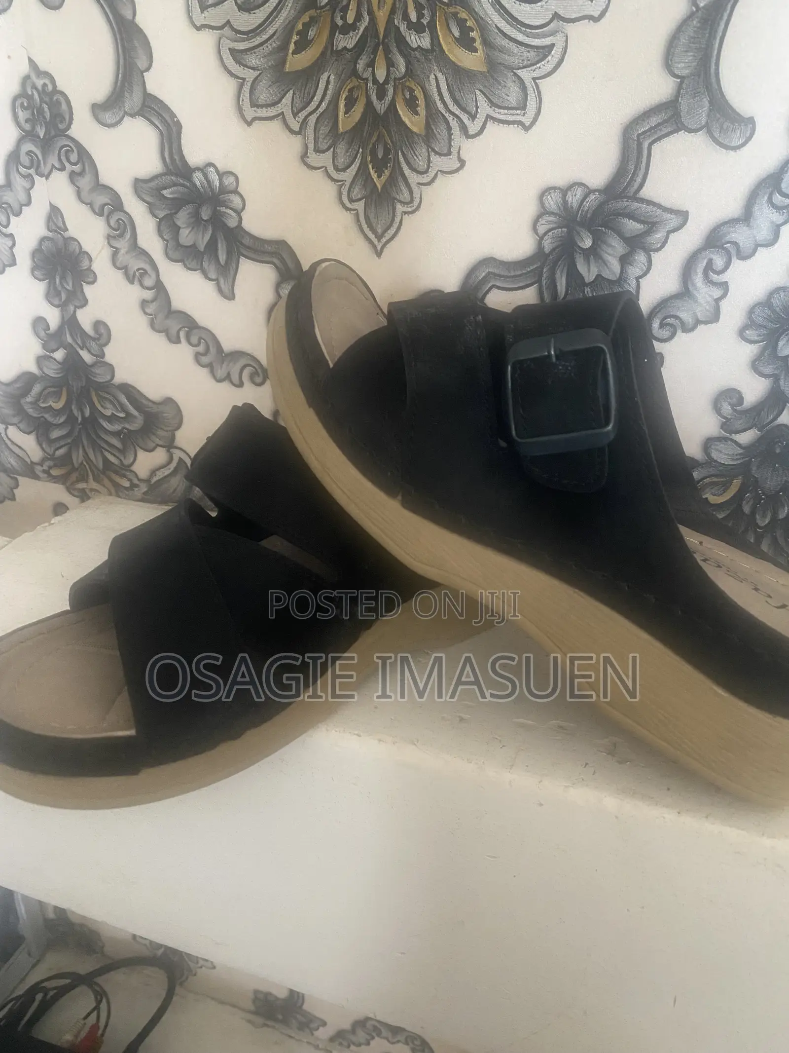 Ladies Fashion Slippers