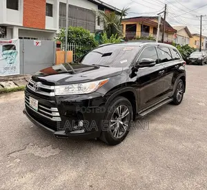 Toyota Highlander XLE V6 4x4 (3.5L 6cyl 6A) 2016 Black