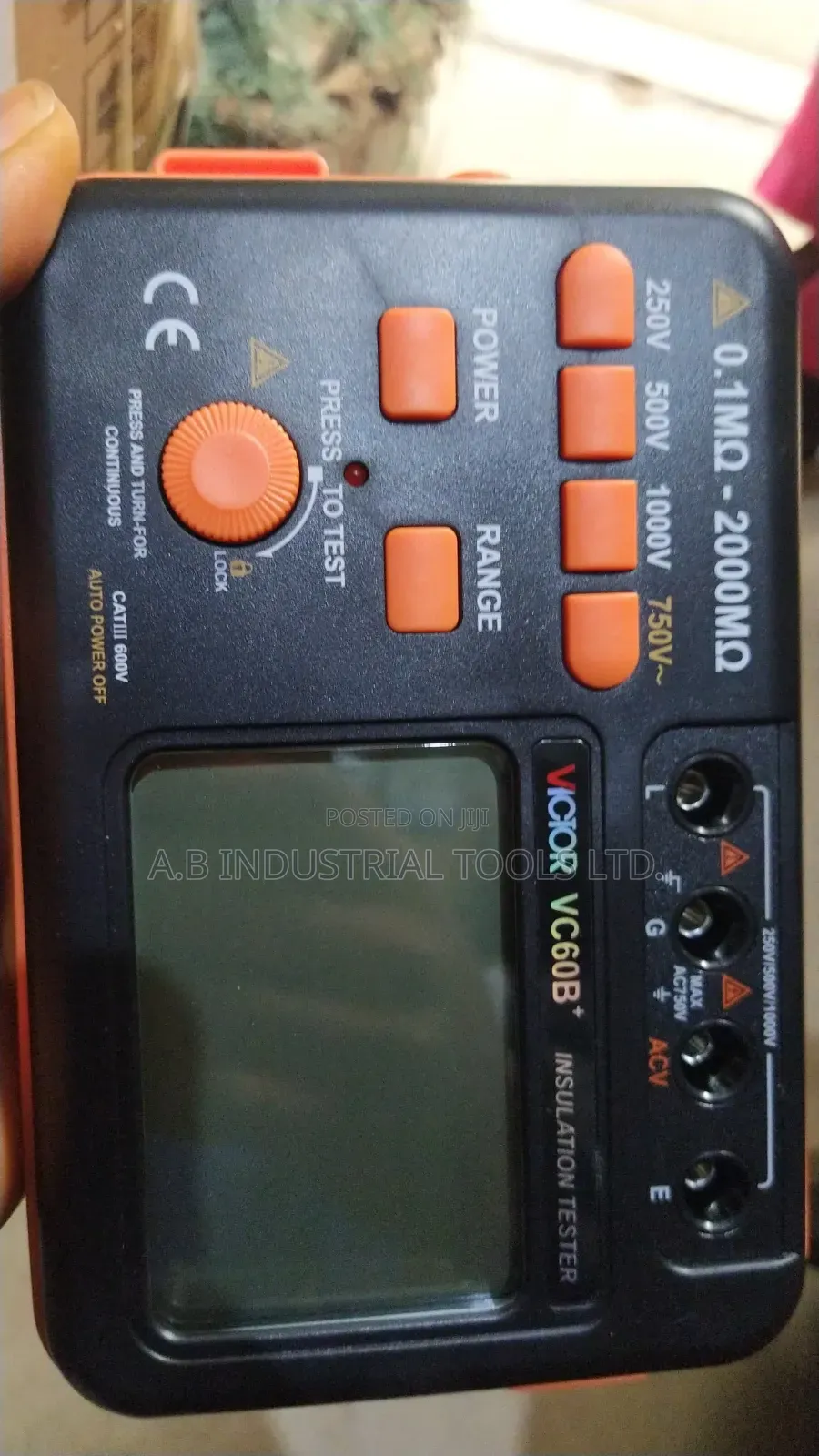 Victor Vc60b+ Digital Insulation Resistance Tester Featuring