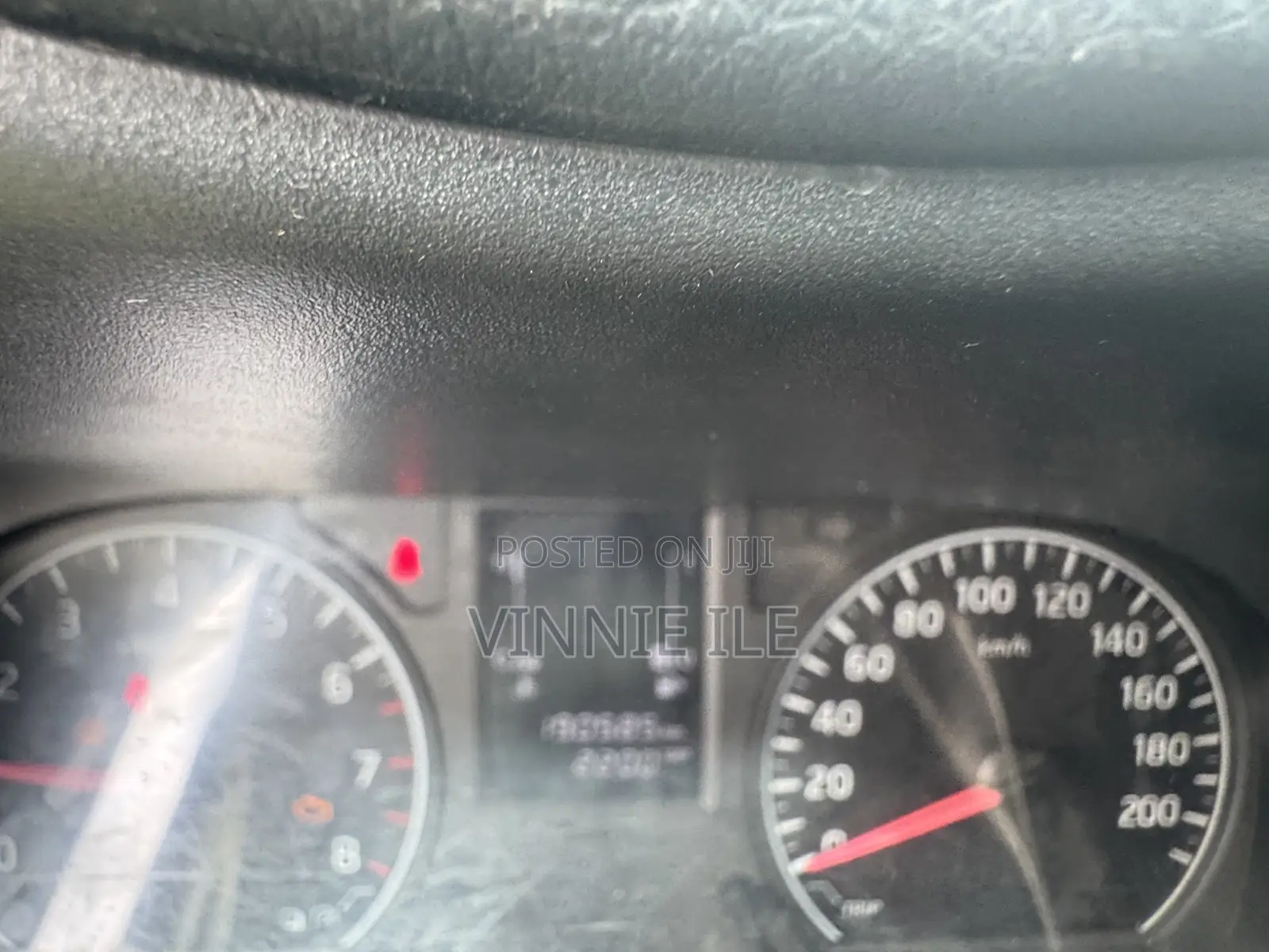 Nissan Caravan (Urvan) 2021 White