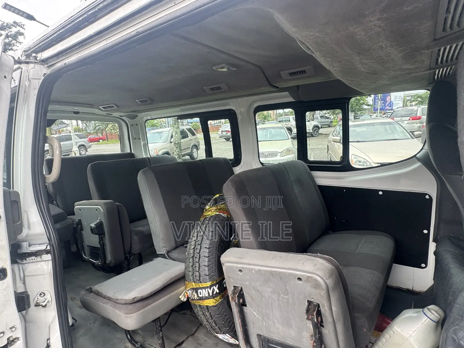 Nissan Caravan (Urvan) 2021 White