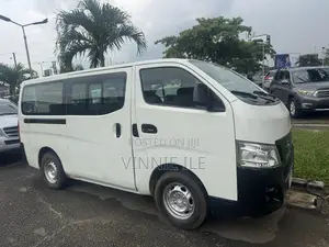 Nissan Caravan (Urvan) 2021 White