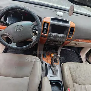 Lexus GX 470 2007 Gold