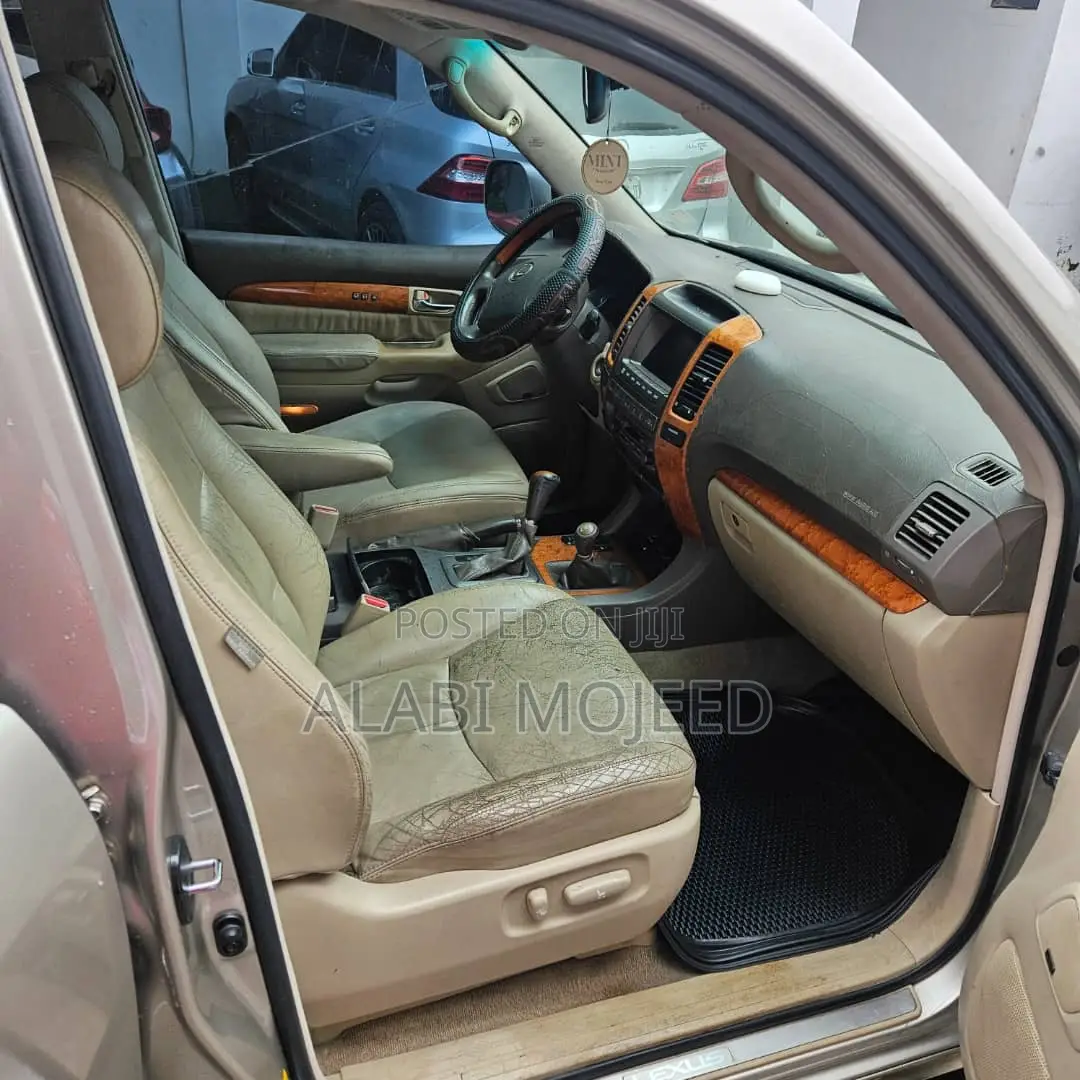 Lexus GX 470 2007 Gold
