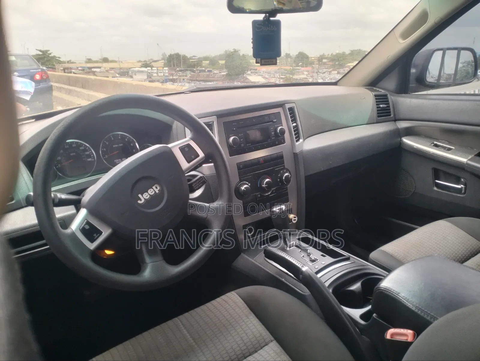 Jeep Cherokee 2010 Gray